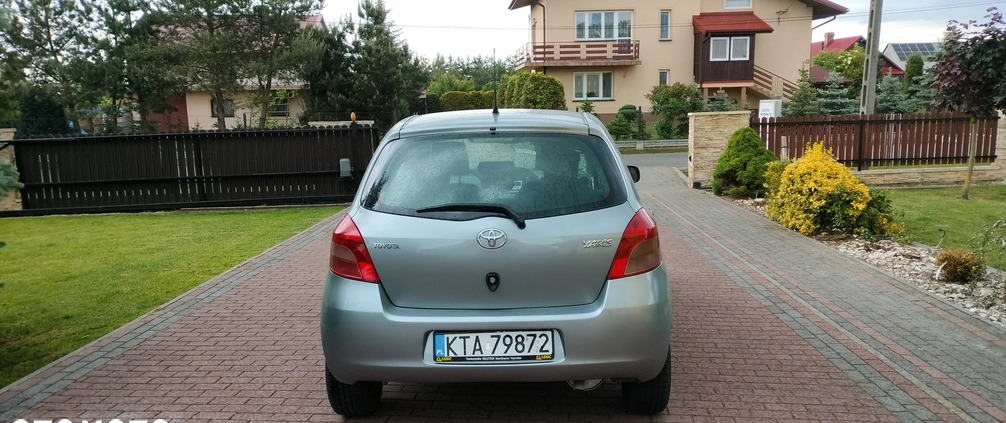 Toyota Yaris cena 12500 przebieg: 159500, rok produkcji 2008 z Urzędów małe 67